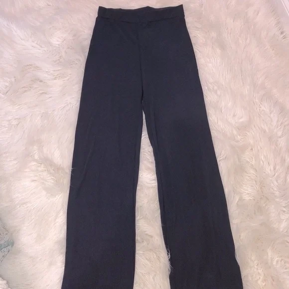 JeyRey size small navy blue ribbed cozy matching pant set - Picture 8 of 9